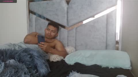 alex y luisa online show from February 7, 2:58 pm