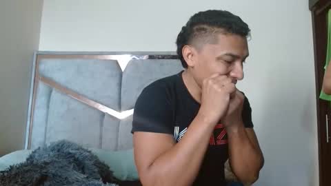 alex y luisa online show from March 4, 2:56 pm