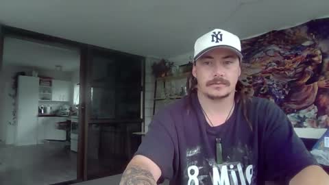 Alex online show from April 5, 1:25 am