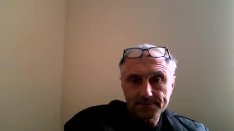 Snapshot of alexx_70 chatting on April 28, 9:25 am Alexandr online show from April 28, 9:25 am