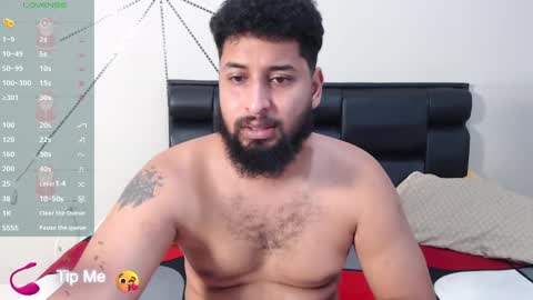 Snapshot of alexx_bbc_ chatting on January 3, 6:14 pm alexx_bbc_ online show from January 3, 6:14 pm