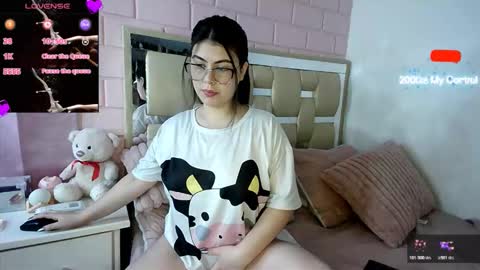 Snapshot of alexxa_12 chatting on February 25, 4:44 am Alexa online show from February 25, 4:44 am