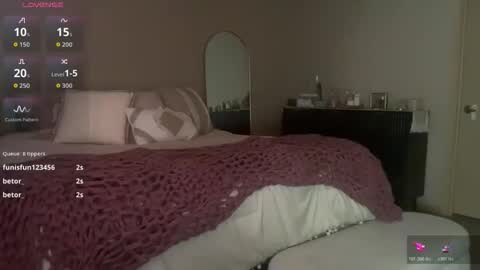 alexxi_riley online show from March 17, 4:32 pm