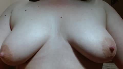 Snapshot of alfa_arietis chatting on December 14, 4:01 am alfa online show from December 14, 4:01 am