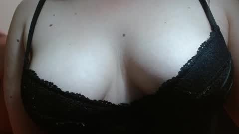 Snapshot of alfa_arietis chatting on December 16, 4:23 am alfa online show from December 16, 4:23 am