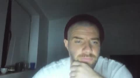 alfiesolomons87 online show from February 1, 9:35 pm