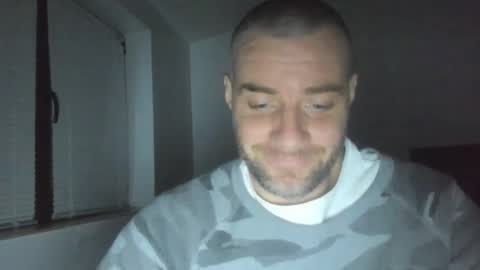 alfiesolomons87 online show from February 28, 8:43 pm