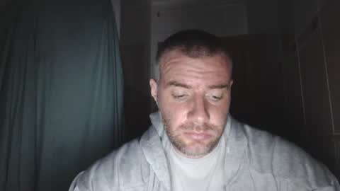 alfiesolomons87 online show from March 19, 6:45 pm