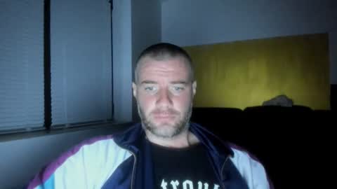 alfiesolomons87 online show from March 28, 8:52 pm