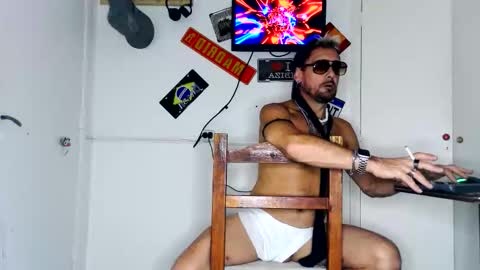 alfredopantuso online show from April 6, 5:08 am