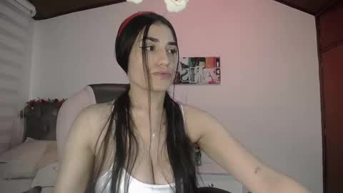 Snapshot of alheli_16 chatting on December 3, 12:06 pm Alheli online show from December 3, 12:06 pm