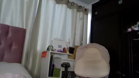 Snapshot of alia_lombardi chatting on December 4, 12:25 pm Alia Anjali online show from December 4, 12:25 pm