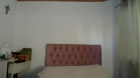 Snapshot of alia_lombardi chatting on February 19, 12:44 pm Alia Anjali online show from February 19, 12:44 pm