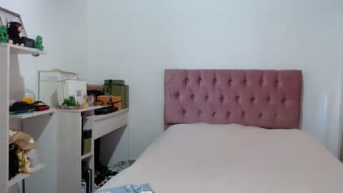 Snapshot of alia_lombardi chatting on October 22, 12:16 pm Alia Anjali online show from October 22, 12:16 pm