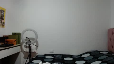 Snapshot of alia_lombardi chatting on November 18, 12:42 pm Alia Anjali online show from November 18, 12:42 pm