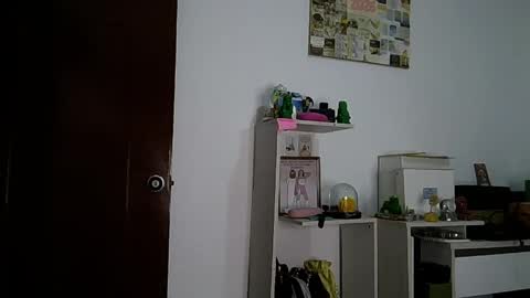 Snapshot of alia_lombardi chatting on June 8, 12:27 pm Alia Anjali online show from June 8, 12:27 pm