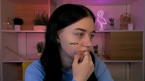 alia skay online show from December 15, 6:06 am