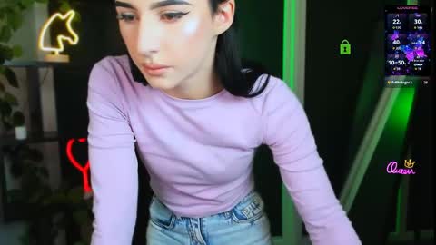 alia skay online show from April 20, 7:04 pm