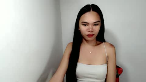 Snapshot of aliahadams chatting on November 9, 8:12 am ALIAH online show from November 9, 8:12 am