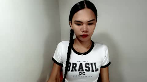 Snapshot of aliahadams chatting on November 11, 2:17 pm ALIAH online show from November 11, 2:17 pm