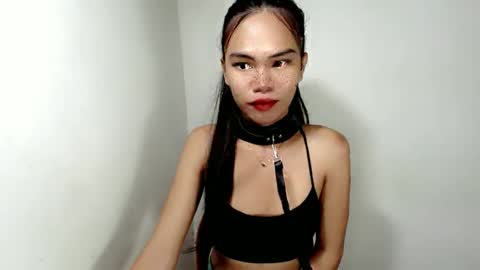 Snapshot of aliahadams chatting on November 15, 10:04 pm ALIAH online show from November 15, 10:04 pm