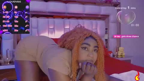 Snapshot of aliana_ross chatting on September 24, 9:34 am aliana_ross online show from September 24, 9:34 am