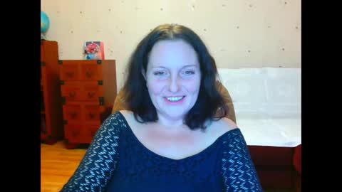 Alice online show from December 13, 6:49 pm
