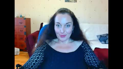 Alice online show from May 2, 8:30 am
