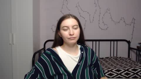 Alice online show from December 2, 5:59 pm