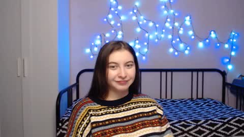 Alice online show from December 8, 3:32 am