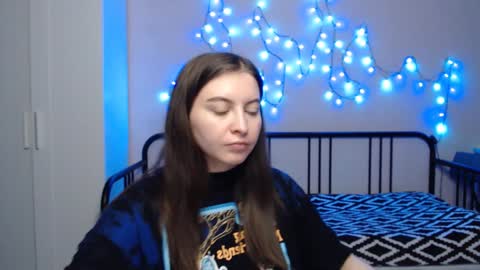 Alice online show from January 8, 9:23 pm