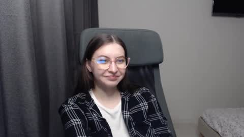 Alice online show from February 15, 7:17 pm