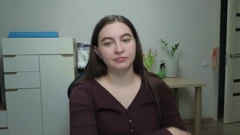 Alice online show from March 12, 5:19 pm