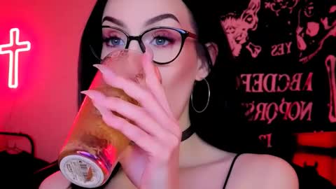 Miss Alice online show from February 2, 11:47 pm