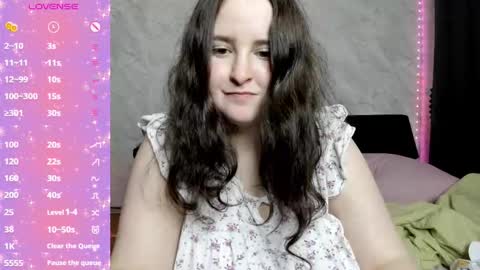 Alice online show from September 26, 3:49 pm