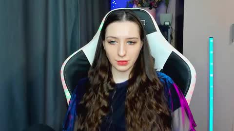 Alice online show from September 19, 3:34 pm