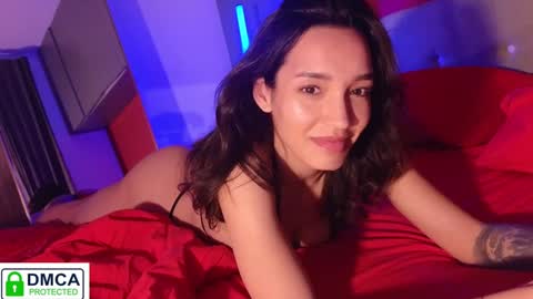 A R Y A  T I A online show from January 30, 7:04 pm