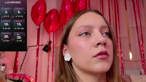 Snapshot of alice_charmy chatting on February 14, 2:12 pm Alice in Wonderland online show from February 14, 2:12 pm