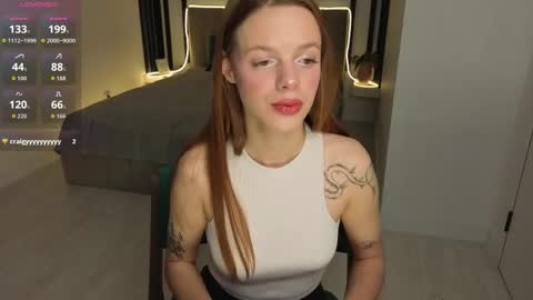 Snapshot of alice_delaney chatting on September 9, 8:30 pm Alice online show from September 9, 8:30 pm