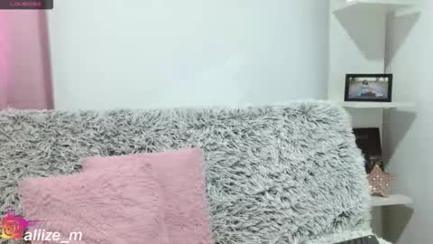 alice online show from October 7, 6:49 pm