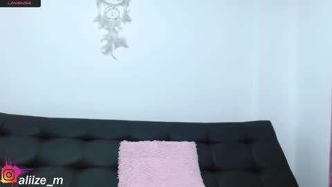 alice online show from October 23, 7:01 pm