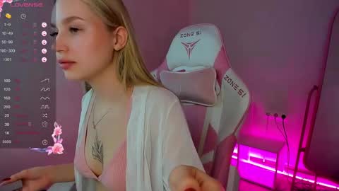 Alice online show from January 24, 1:45 am