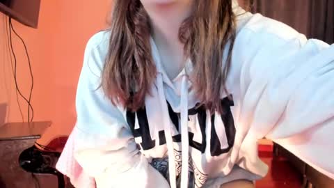 Snapshot of alice_fiend chatting on March 3, 9:22 am Alice online show from March 3, 9:22 am
