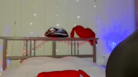 Hot Like Fire online show from November 22, 9:52 am