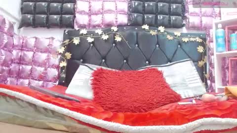 alice online show from November 30, 4:55 pm