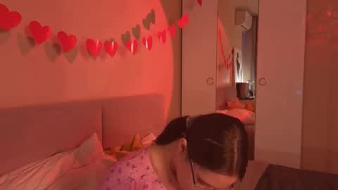 Alice online show from February 27, 5:51 am