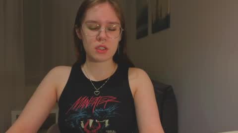 Alice online show from April 1, 2:47 pm