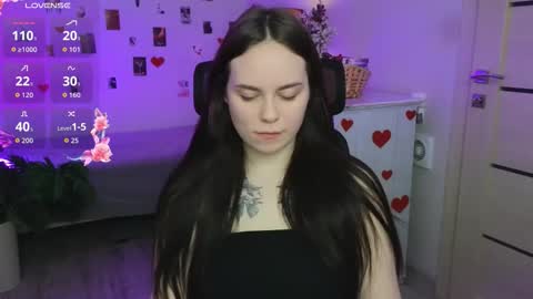 Snapshot of alice_moondark chatting on March 2, 8:48 pm Alice online show from March 2, 8:48 pm