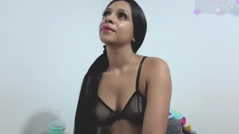 alice_parkerx online show from May 22, 11:05 am