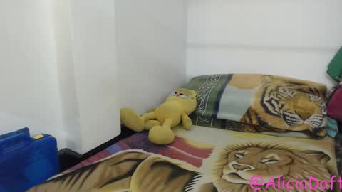 Alicia Aldara online show from March 15, 4:40 am